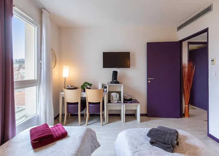 Tithome 1 - Gare, Centre Ville, Vue Montagne Et Chateau Appartement *