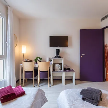 Tithome 1 - Gare, Centre Ville, Vue Montagne Et Chateau Lejlighed *